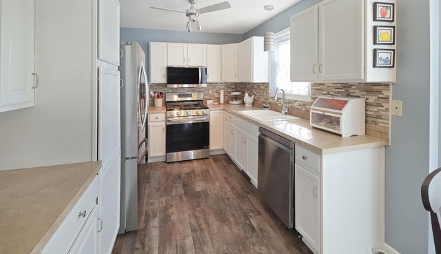 608 Stone Creek Pass, Clio, MI 48420