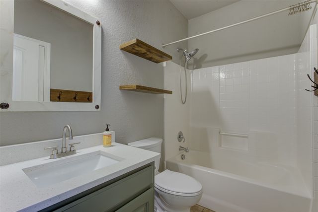 5025 Bacon Drive, Fort Worth, TX 76244