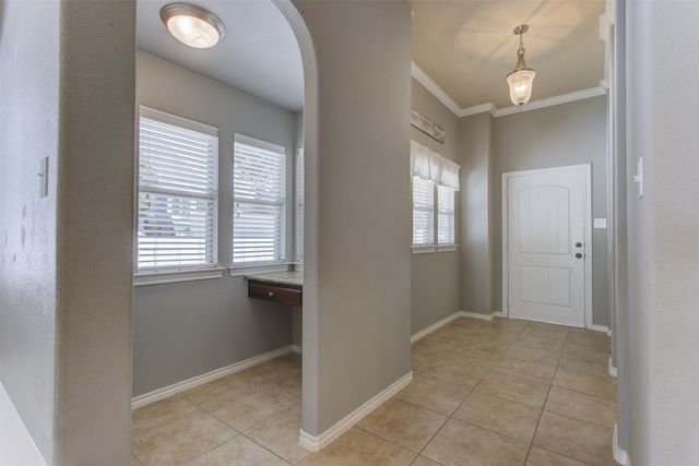 5025 Bacon Drive, Fort Worth, TX 76244