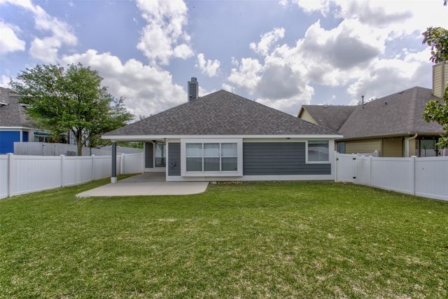 5025 Bacon Drive, Fort Worth, TX 76244