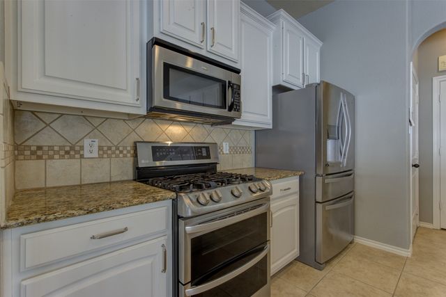 5025 Bacon Drive, Fort Worth, TX 76244