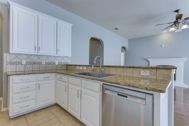 5025 Bacon Drive, Fort Worth, TX 76244