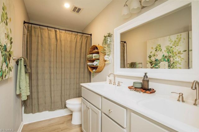 1515 Ann Arbor Avenue, High Point, NC 27265