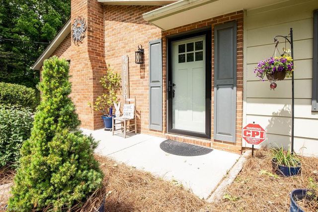 1515 Ann Arbor Avenue, High Point, NC 27265