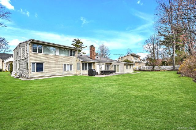 5 Fieldstone Lane, Great Neck, NY 11020