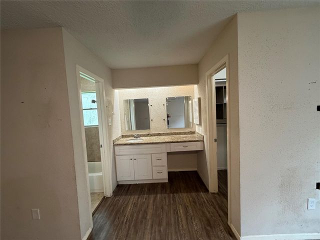17234 Heritage Bay Drive, Webster, TX 77598