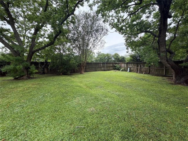 17234 Heritage Bay Drive, Webster, TX 77598