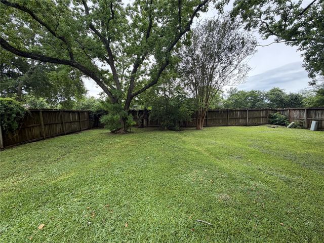 17234 Heritage Bay Drive, Webster, TX 77598