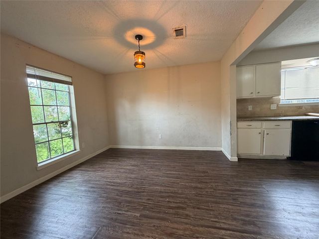17234 Heritage Bay Drive, Webster, TX 77598