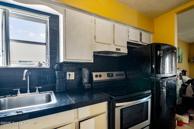 250 N Banana River Drive F20, Merritt Island, FL 32952