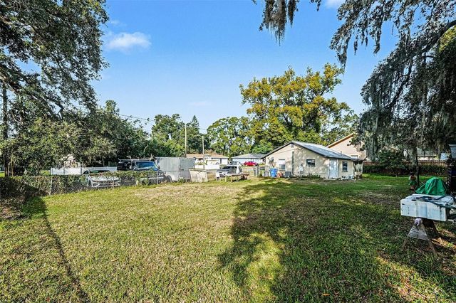 2518 ELM STREET, Seffner, FL 33584