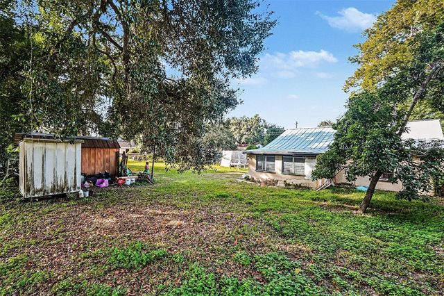 2518 ELM STREET, Seffner, FL 33584