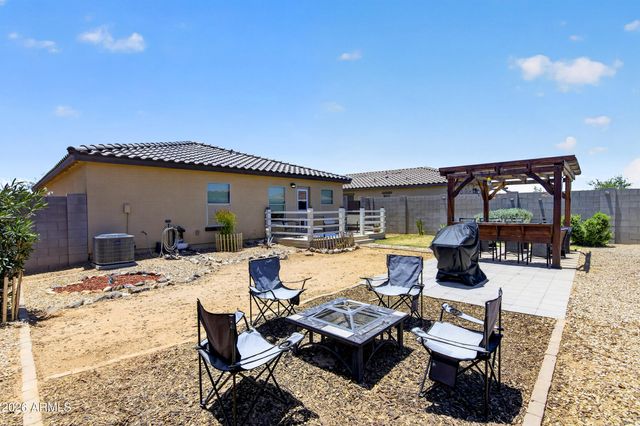 1034 W STARVIEW Avenue, Coolidge, AZ 85128