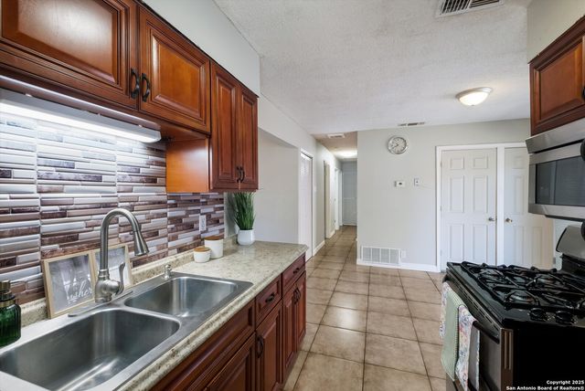 4910 Brockman Street, San Antonio, TX 78228