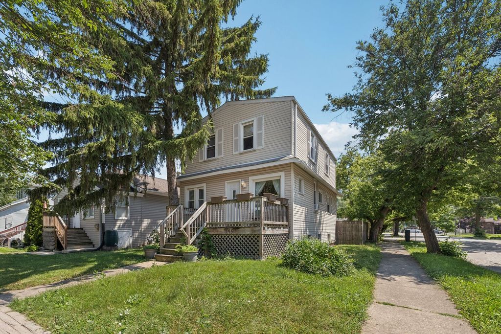 149 Washington Avenue, La Grange, IL 60525
