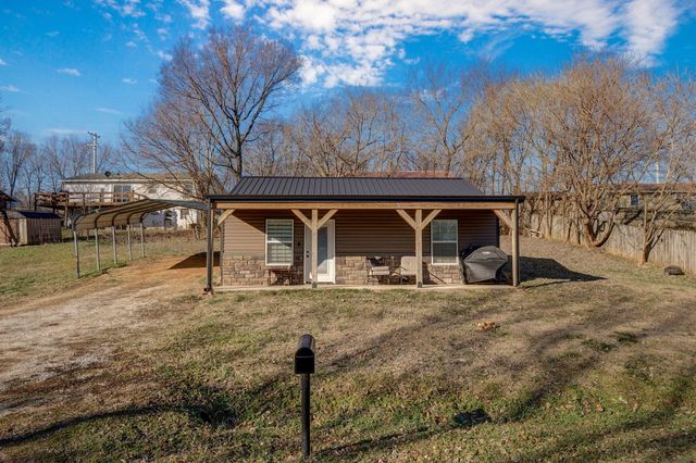 303 S Church Street, Stockton, MO 65785