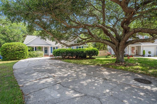 1250 Wide Water Court, Charleston, SC 29412