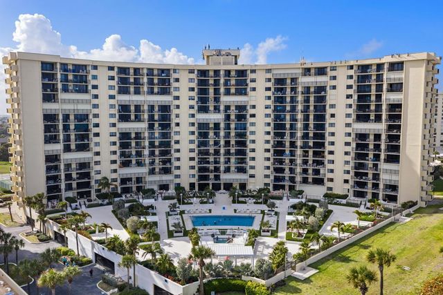 200 Ocean Trail Way T7, Jupiter, FL 33477