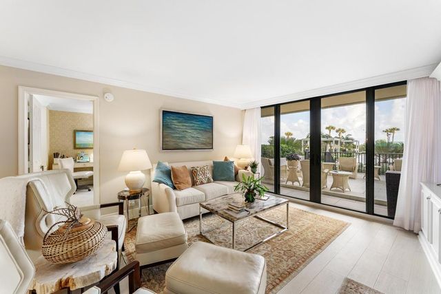 200 Ocean Trail Way T7, Jupiter, FL 33477