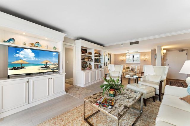 200 Ocean Trail Way T7, Jupiter, FL 33477