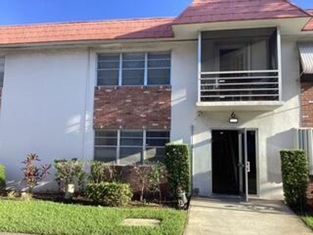 3550 NW 8th Avenue 602, Pompano Beach, FL 33064