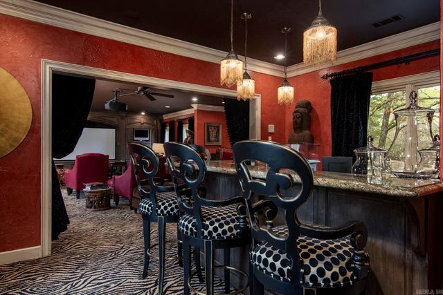 15 Spring Valley Lane, Little Rock, AR 72223