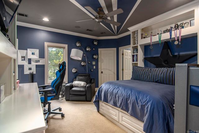 15 Spring Valley Lane, Little Rock, AR 72223