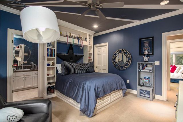 15 Spring Valley Lane, Little Rock, AR 72223