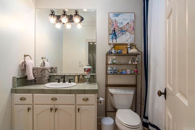 15 Spring Valley Lane, Little Rock, AR 72223