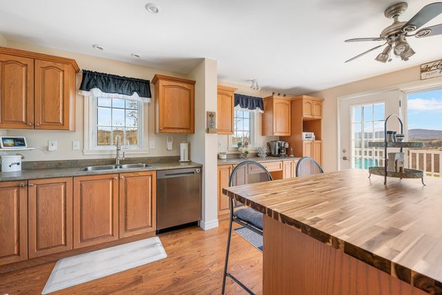 794 Reed Road, Colebrook, NH 03576