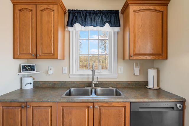 794 Reed Road, Colebrook, NH 03576
