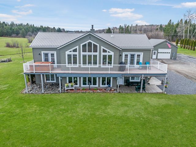 794 Reed Road, Colebrook, NH 03576