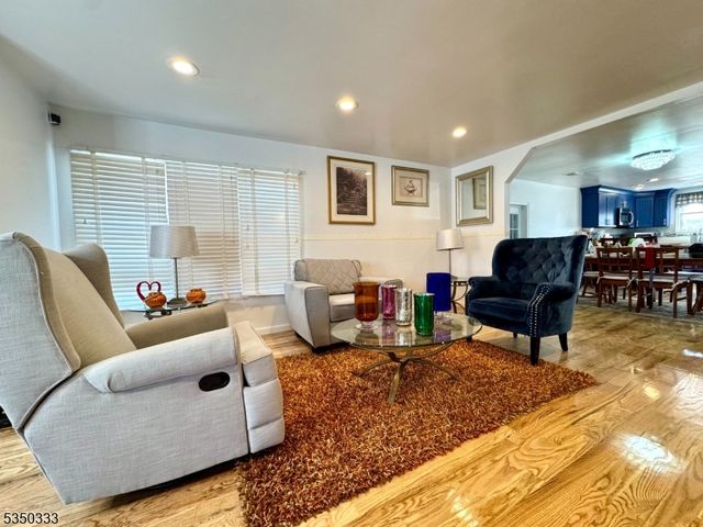 606 2Nd St, Union Beach Boro, NJ 07735