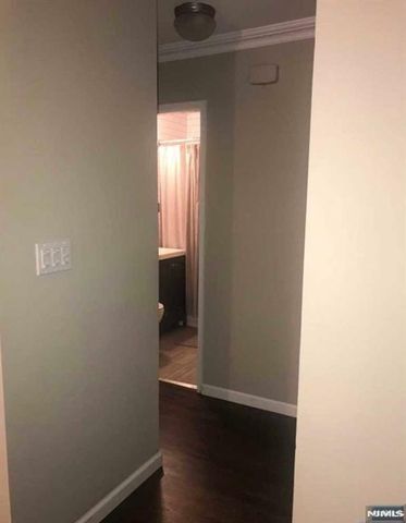 505 Washington Drive, Ramsey, NJ 07446