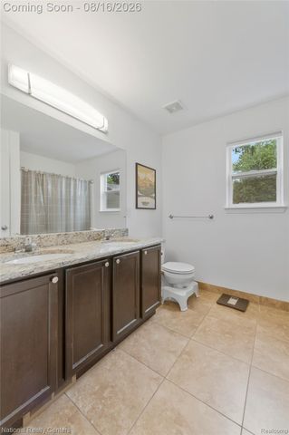 27621 Pembroke Street, Livonia, MI 48152