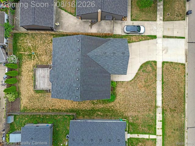 27621 Pembroke Street, Livonia, MI 48152