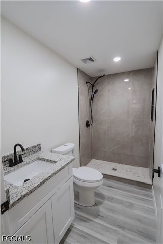 2222 Unity AVE, Fort Myers, FL 33901