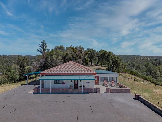 5912 Old Gulch Rd, San Andreas, CA 95249