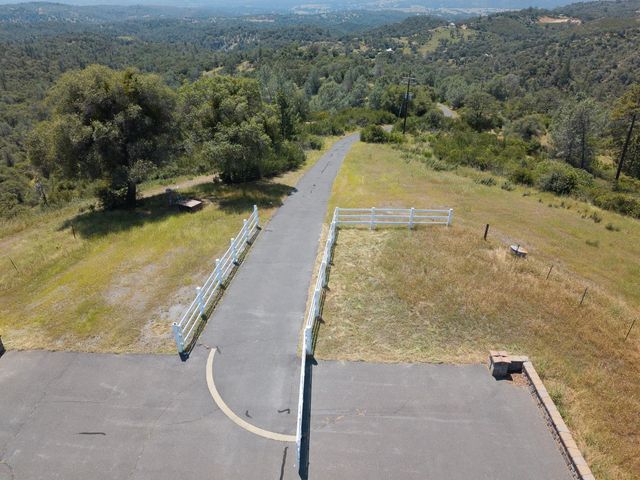 5912 Old Gulch Rd, San Andreas, CA 95249