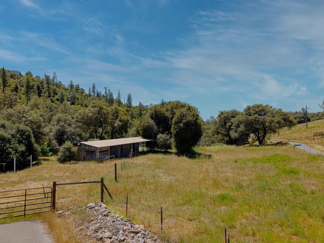 5912 Old Gulch Rd, San Andreas, CA 95249