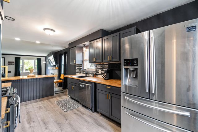 390 Topsfield Road, Columbus, OH 43228