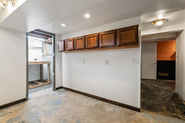 390 Topsfield Road, Columbus, OH 43228