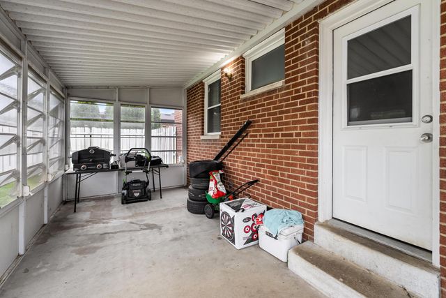 390 Topsfield Road, Columbus, OH 43228
