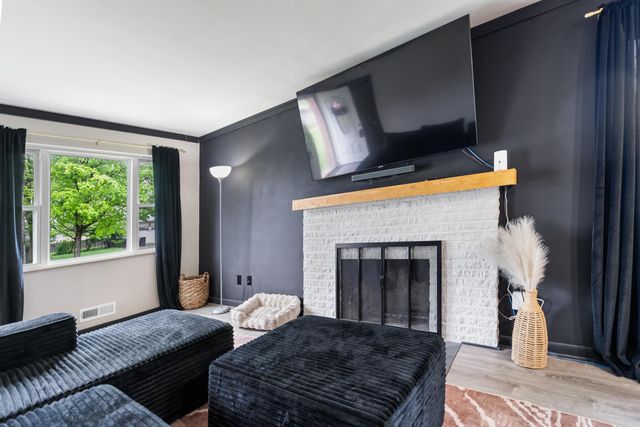 390 Topsfield Road, Columbus, OH 43228