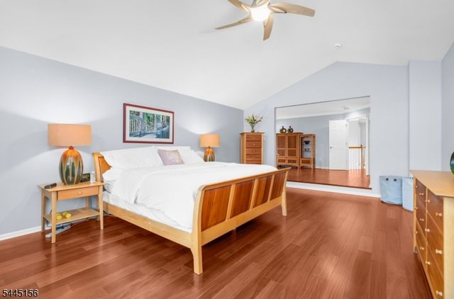 15 Providence Dr, Raritan Twp., NJ 08822