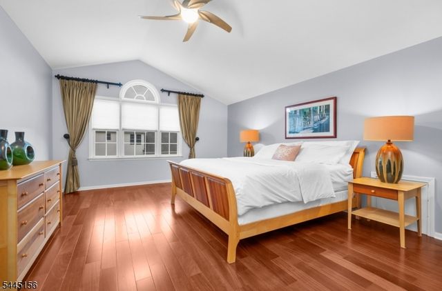 15 Providence Dr, Raritan Twp., NJ 08822