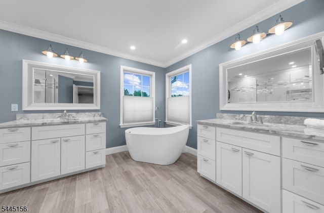 15 Providence Dr, Raritan Twp., NJ 08822