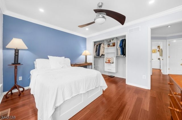 15 Providence Dr, Raritan Twp., NJ 08822