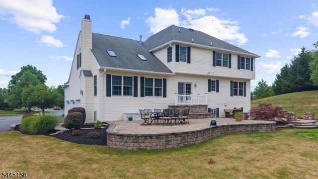 15 Providence Dr, Raritan Twp., NJ 08822