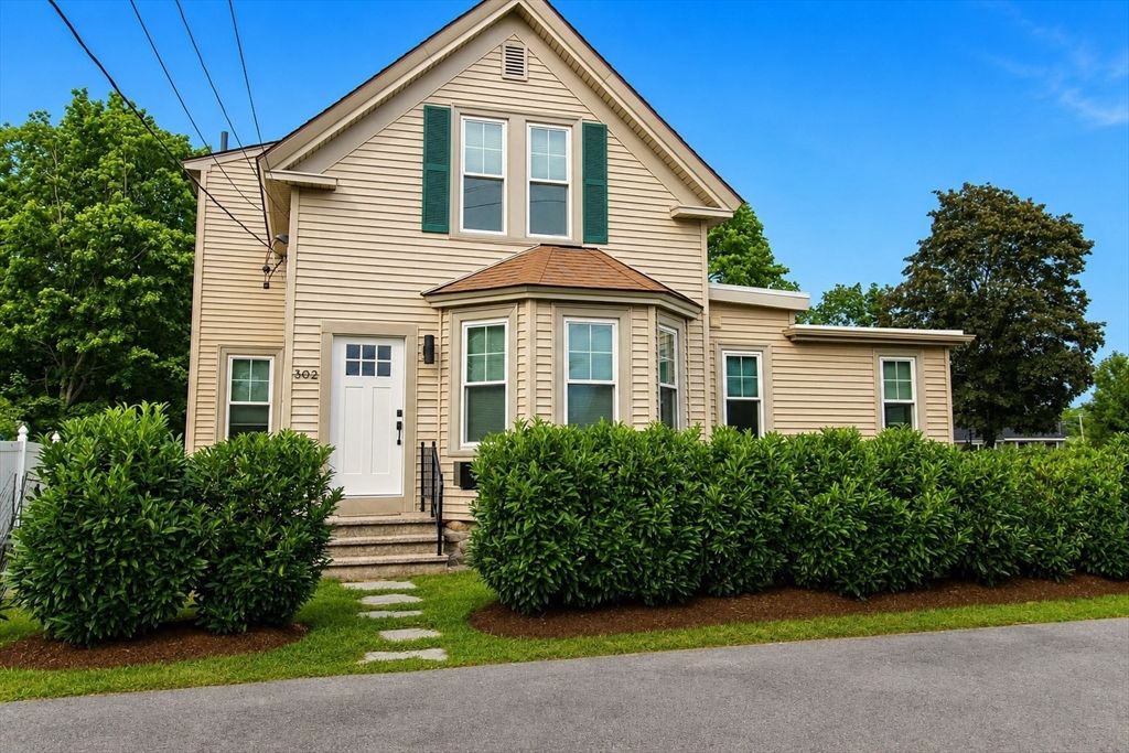 302 Pine Street 2, Weymouth, MA 02190